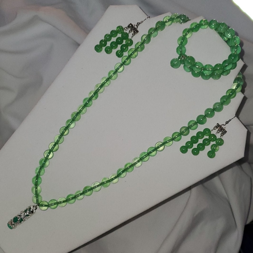 Green Glass Jade with Pendant